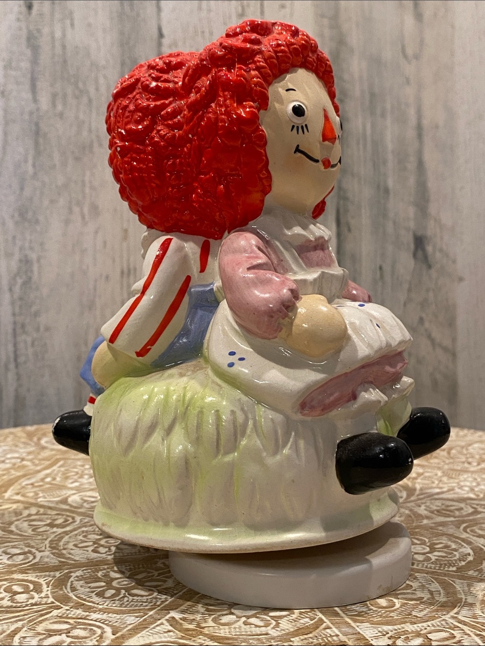 Wind-up Musical Raggedy Ann and Andy Ceramic Figurine